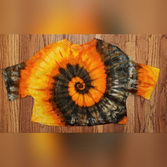 Bella Canvas Tops - Customized Crop-Top From a Tie Dye Shop, New with tags